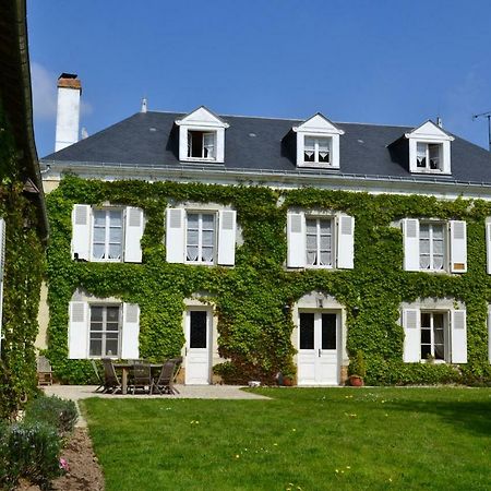 Le Domaine Des Bois Bed and Breakfast Mauzé-Thouarsais Exteriör bild