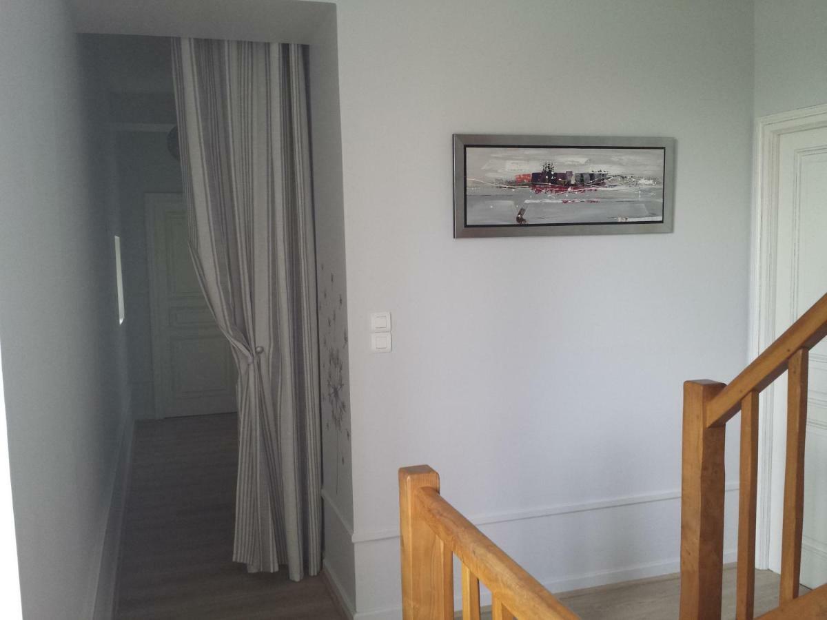 Le Domaine Des Bois Bed and Breakfast Mauzé-Thouarsais Exteriör bild