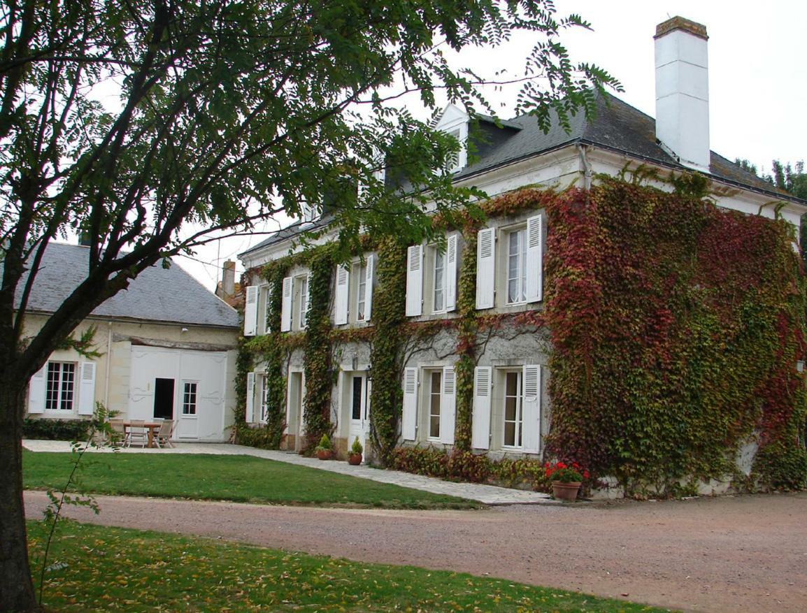 Le Domaine Des Bois Bed and Breakfast Mauzé-Thouarsais Exteriör bild